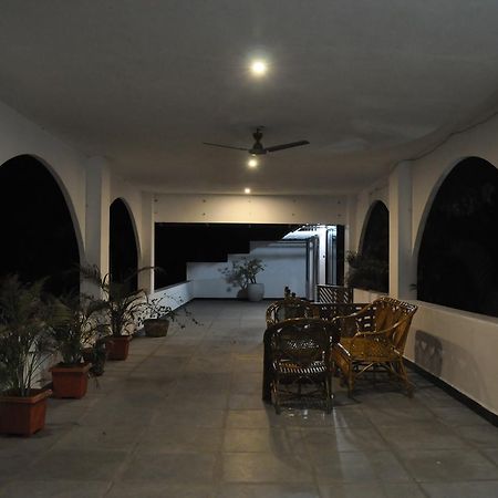 Villa Anna Pondy 퐁디셰리 외부 사진