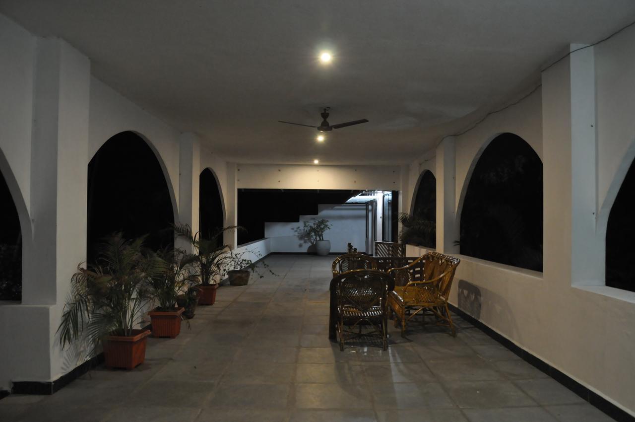 Villa Anna Pondy 퐁디셰리 외부 사진